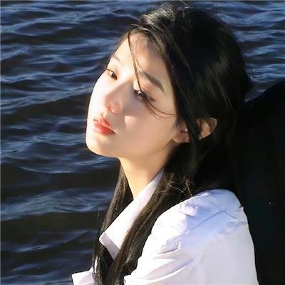 女帝还是小可怜,被我收养